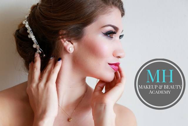 Maquillaje y Peinado