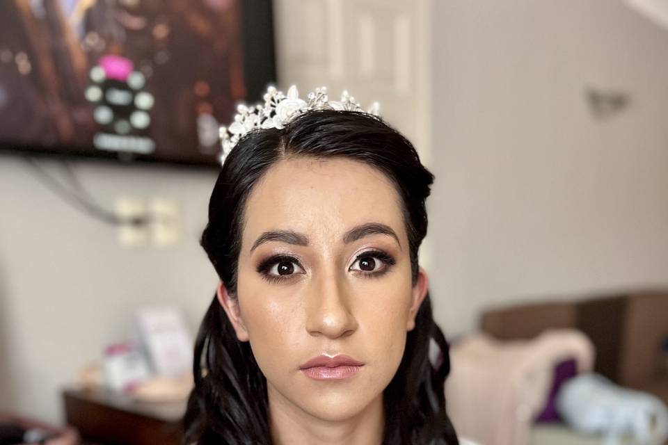 Maquillaje y peinado nupcial