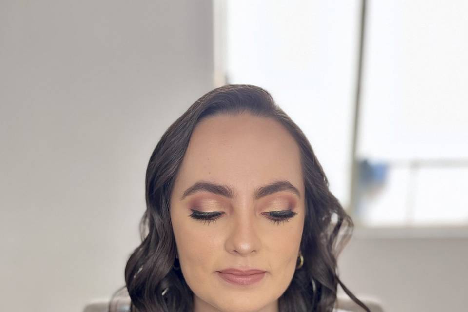 Maquillaje y ondas