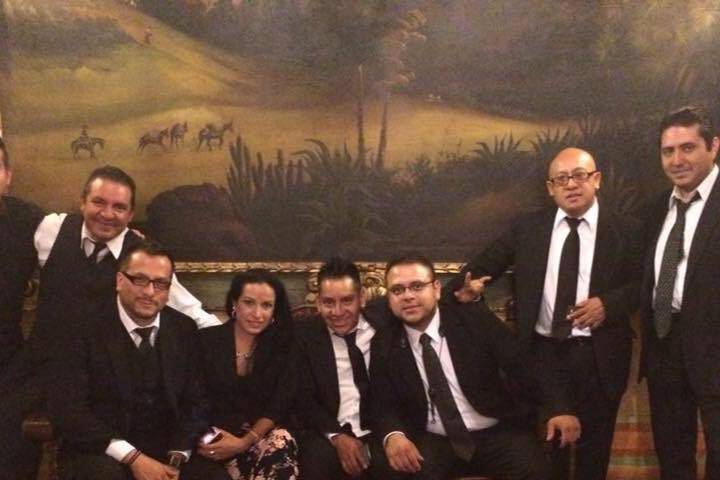 Grupo musical pure life