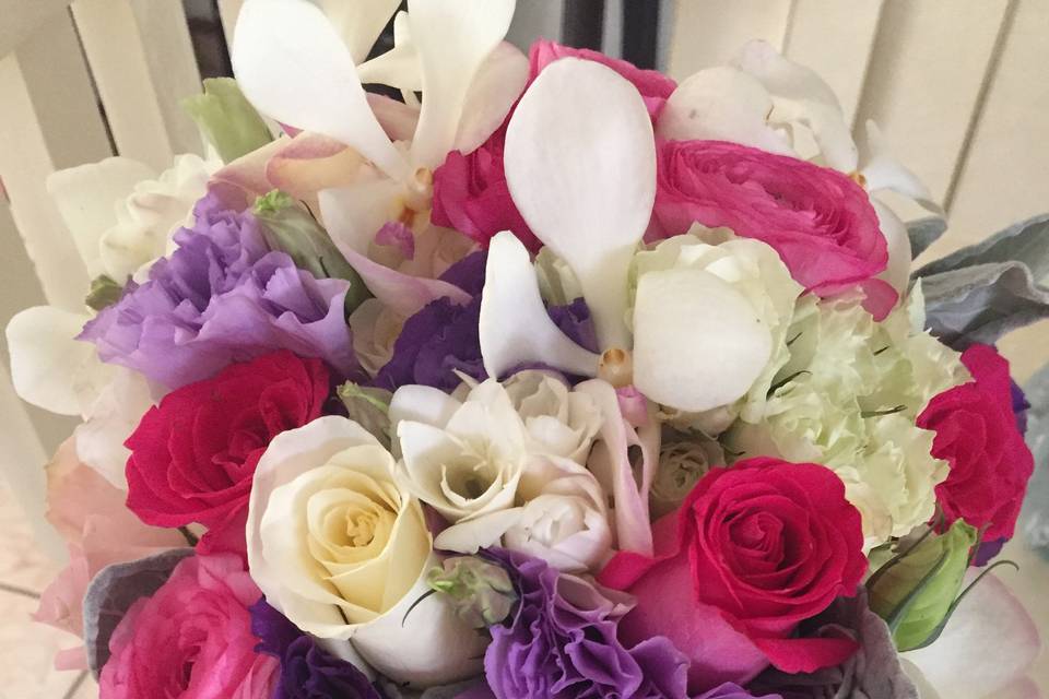 Bouquet  con orquídea cristal