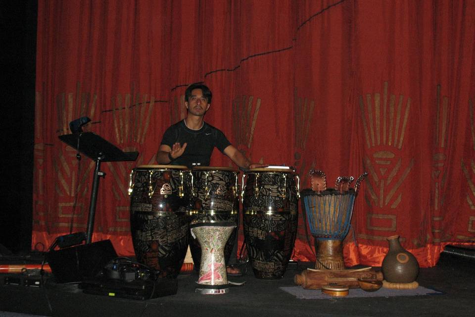 Loungue con percusiones