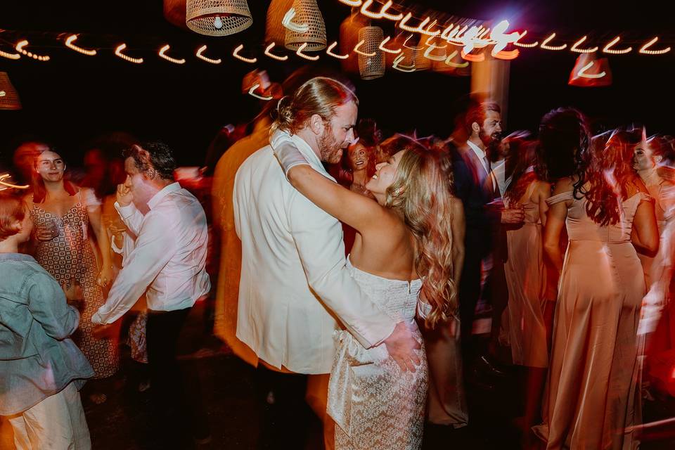 B & J - Mar del Cabo