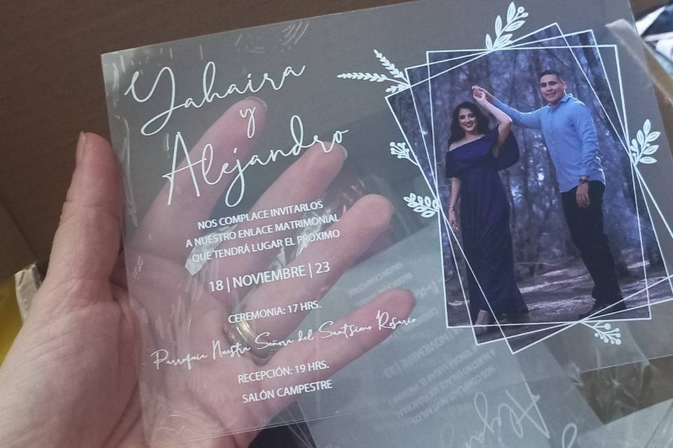 Invitaciones en acrílico