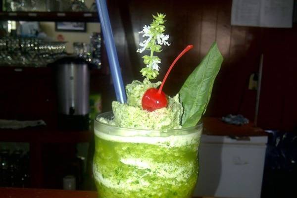 Smoothie avispón verde