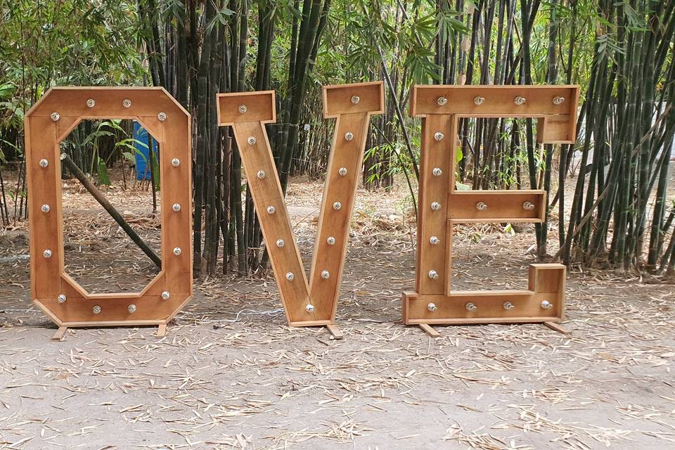 Letras 1.8m