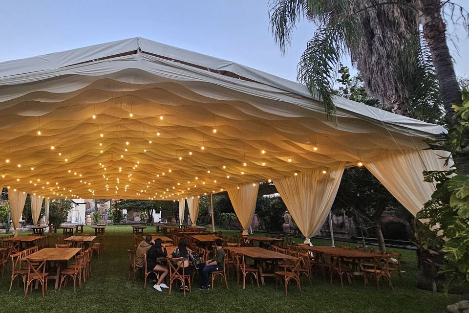 Carpa cielo olanes con luz