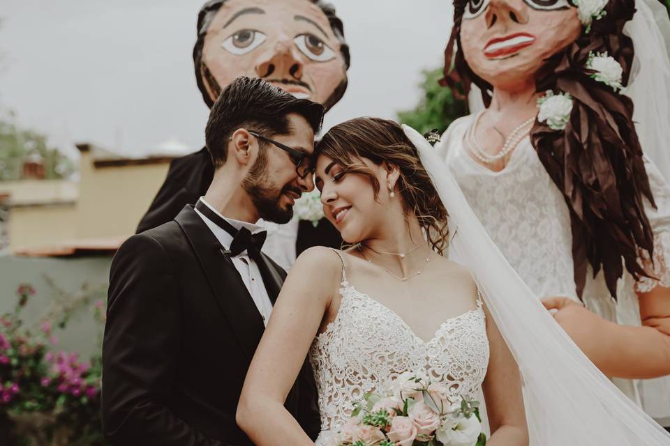 Mojigangas boda destino j&f