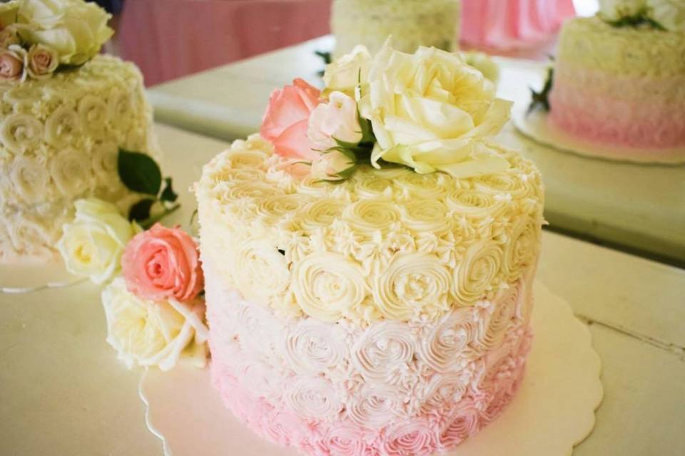 Naked cake