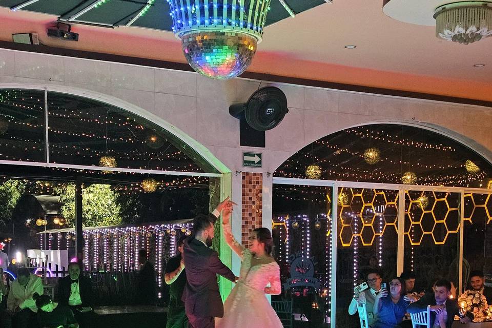 Baile