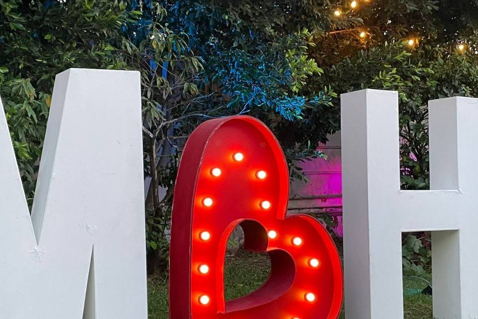 M ♥️ H