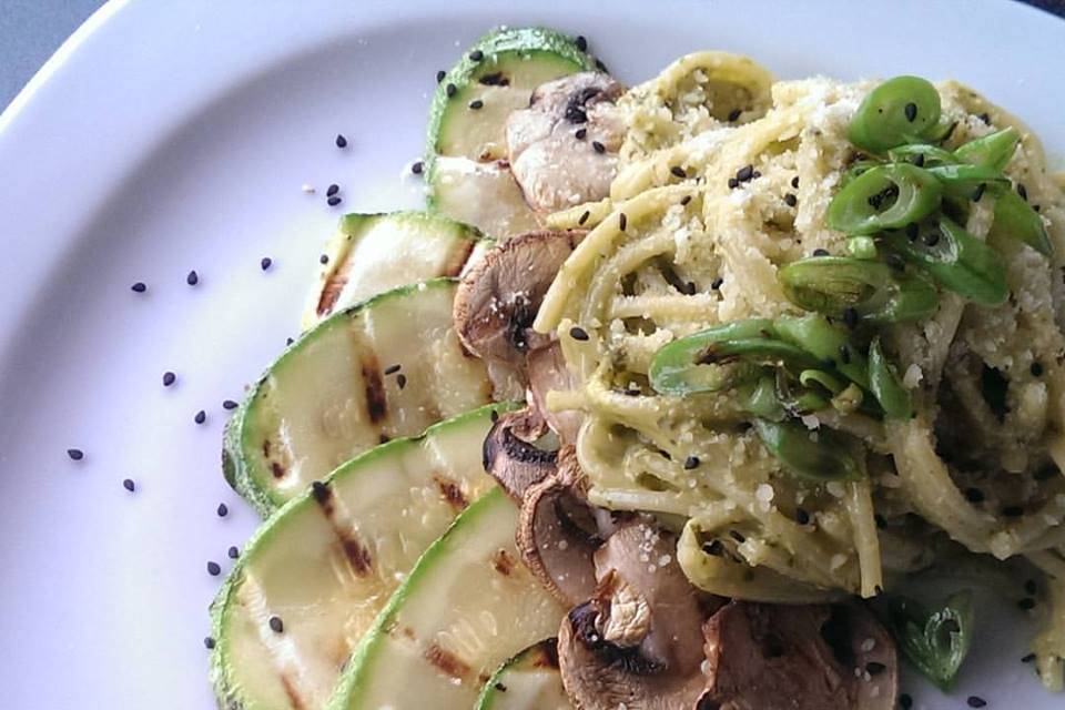 Pasta al pesto con veg.