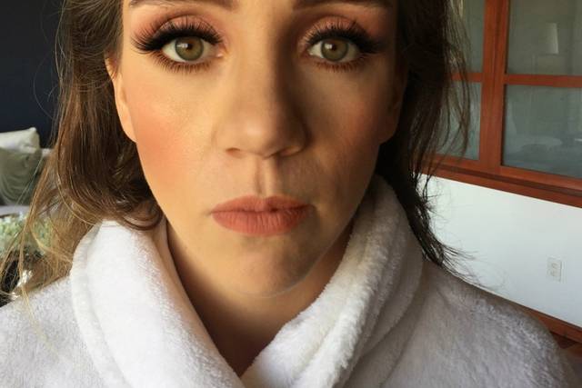 Ojos natural en coral