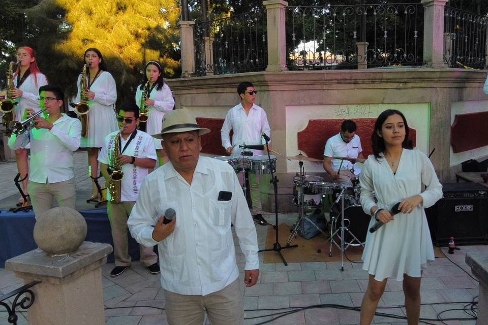 Marimba Orquesta Hnos. Godoy