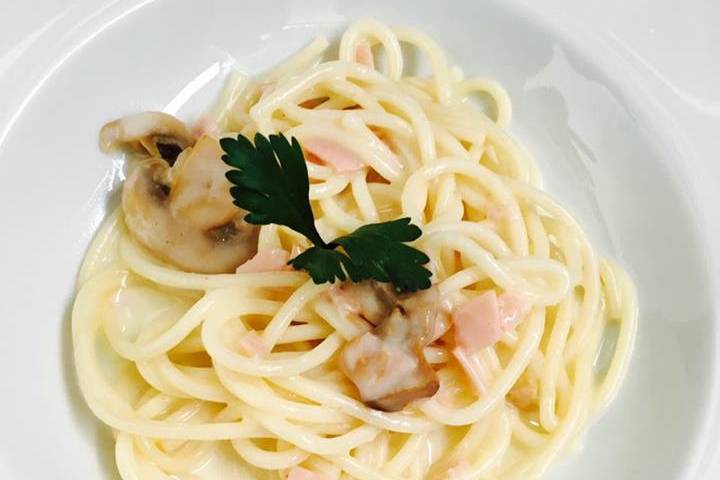 Espaguetti alfredo