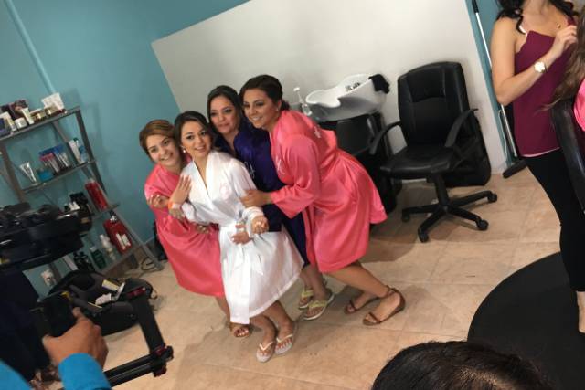 Maquillaje y peinados