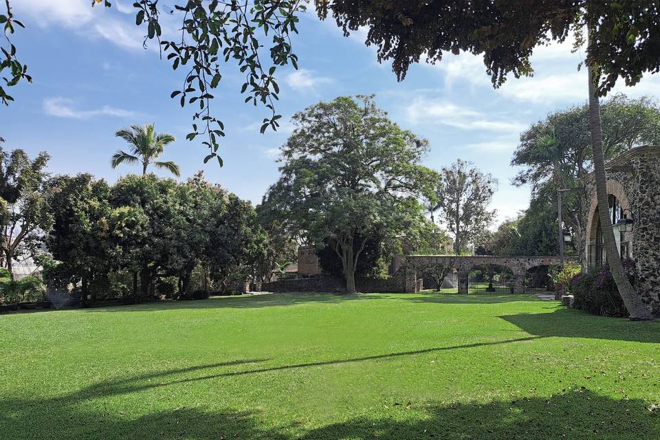 Jardín del río