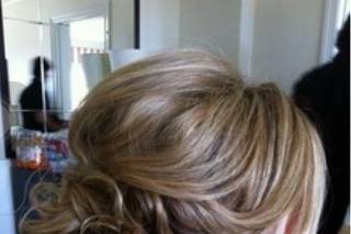 Ara Falcon Makeup & Hair