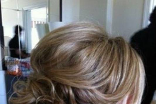 Ara Falcon Makeup & Hair