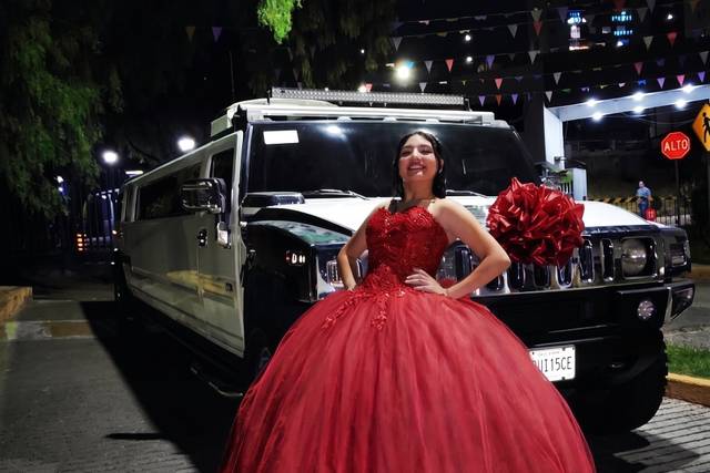 Quinceañera afuera