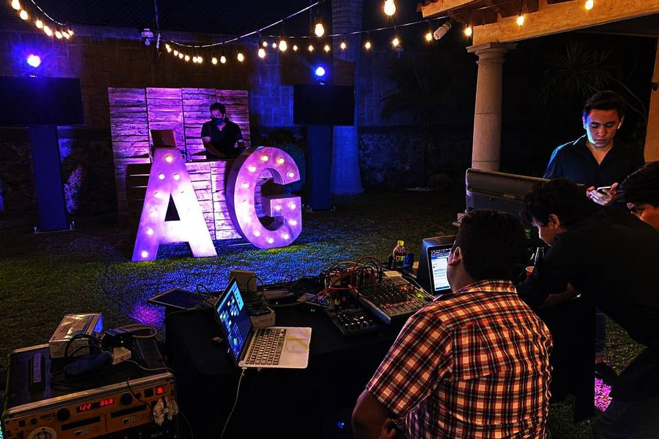 AG DJ'S