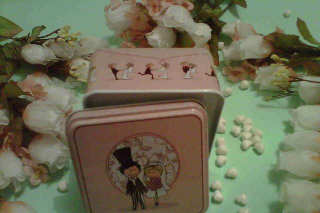 Caja metálica  novios