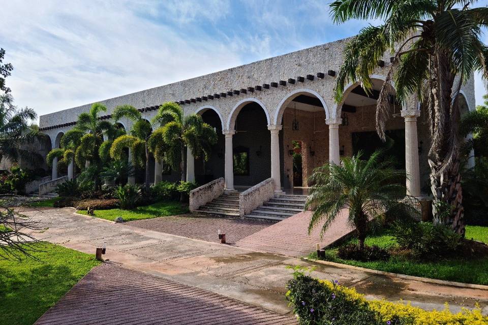 Hacienda Santa Cruz