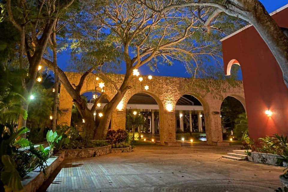 Hacienda Santa Cruz