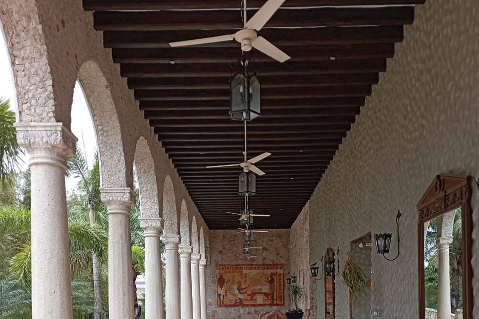 Hacienda Santa Cruz