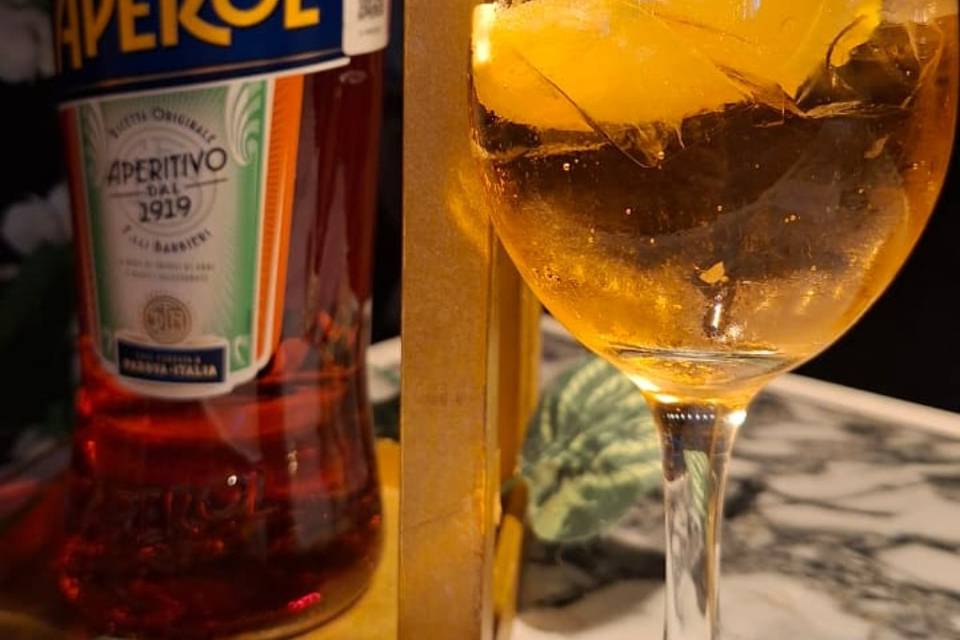 🍸