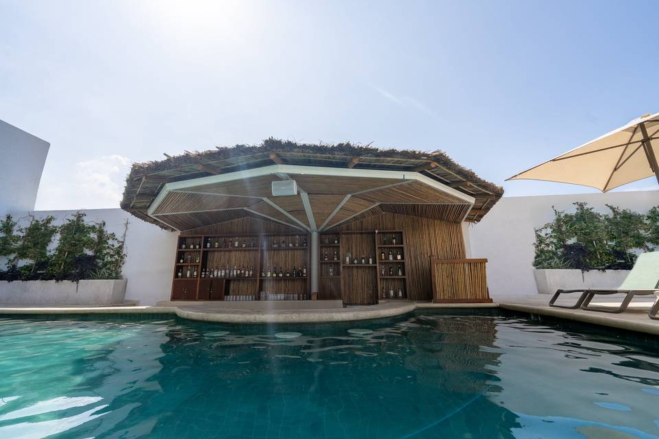 POOLBAR