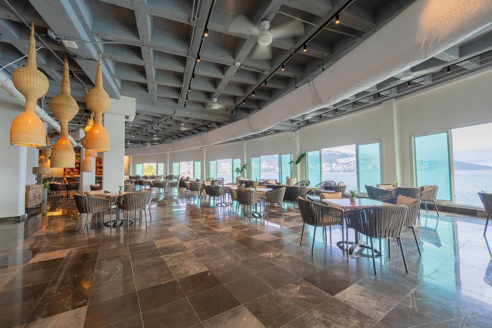 VISTA BAR LOBBY