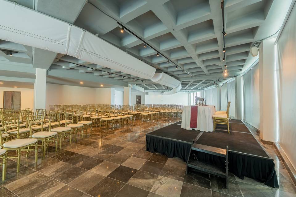 SALON ROQUETA: AUDITORIO