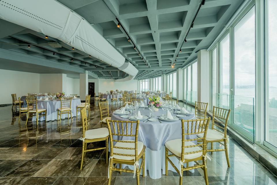 SALON ROQUETA: BANQUETE