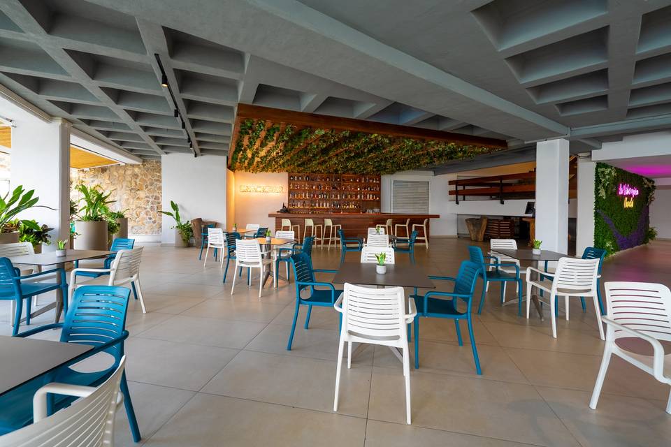 SNACK BAR