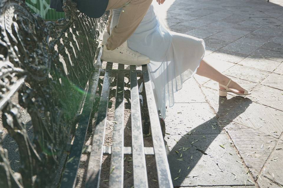 L