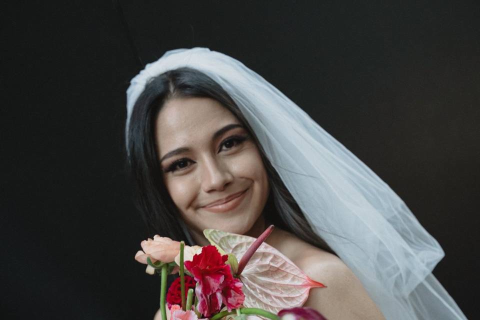 J