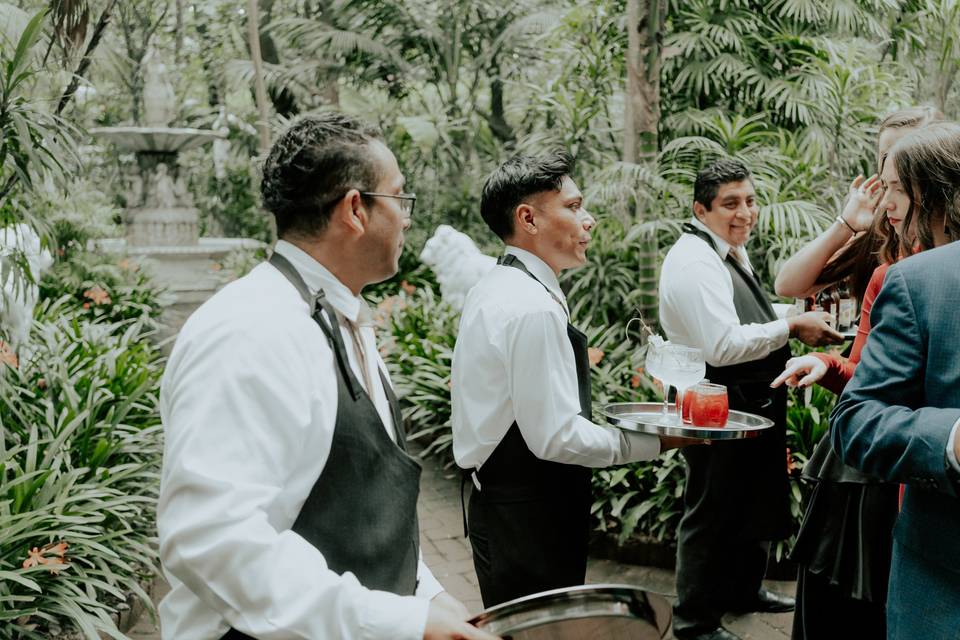 Equipo de meseros