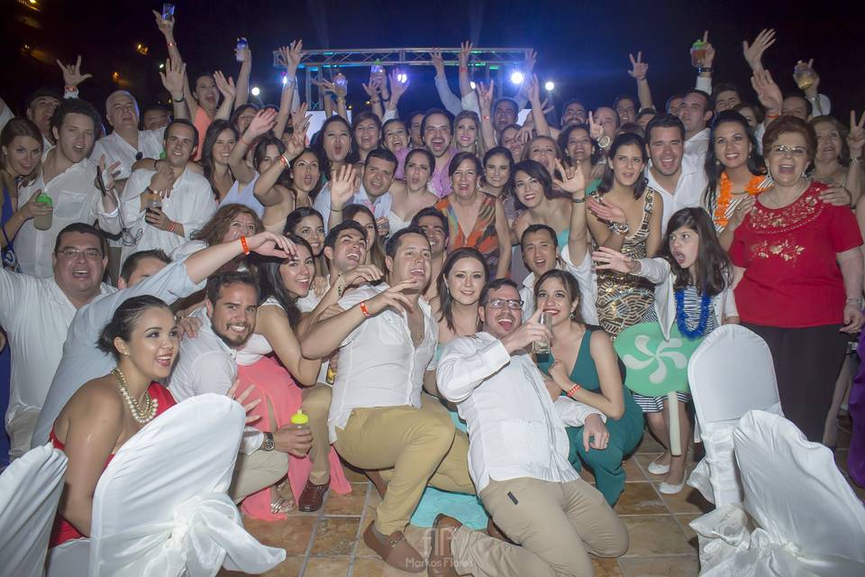 Markos Flores Producciones