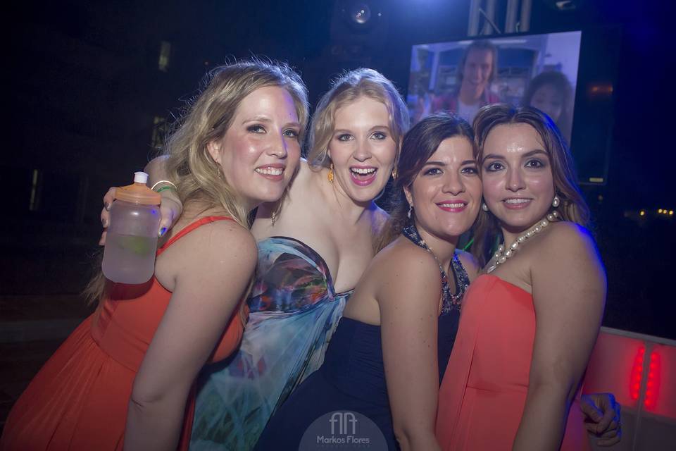 Markos Flores Producciones