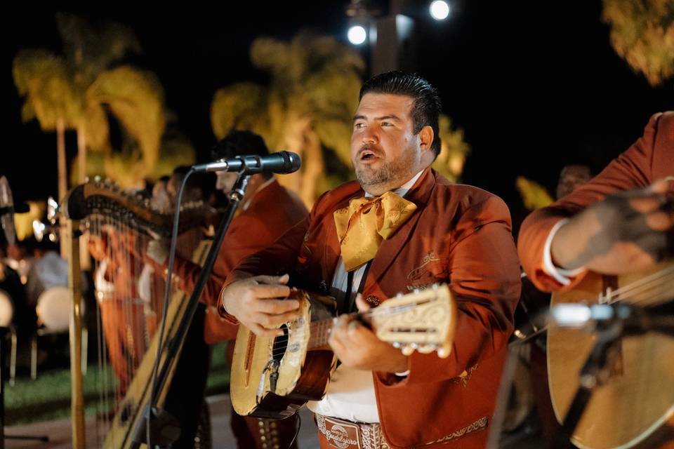 Mariachi varonil