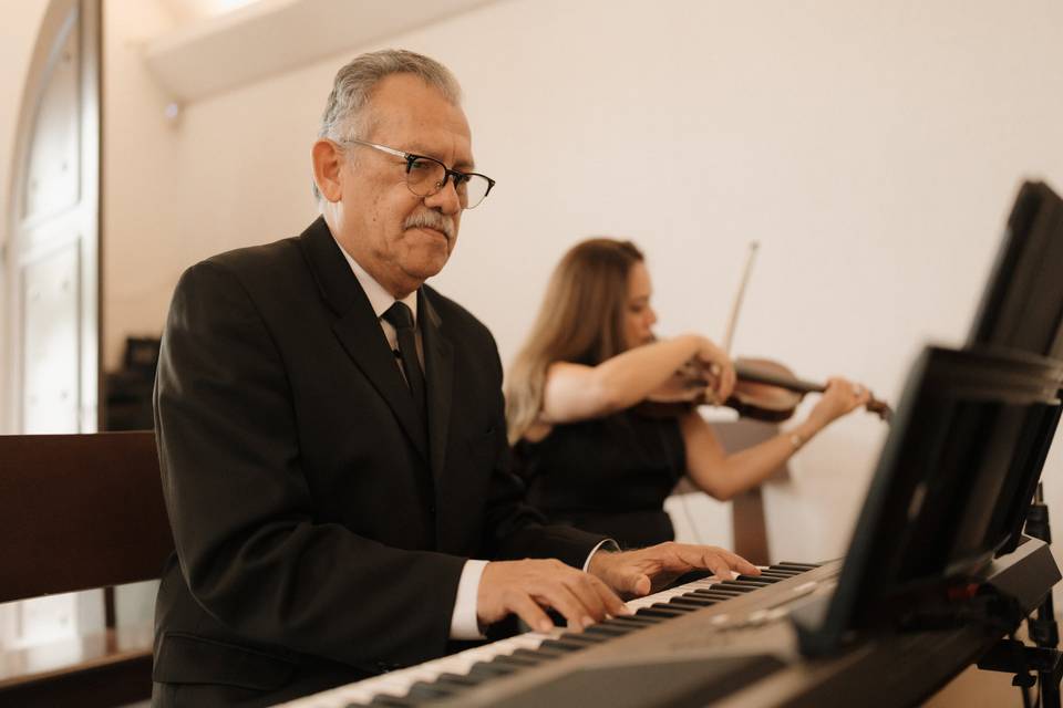 Benedictus clásico 3 artistas