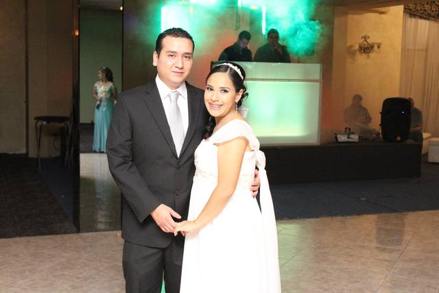En la recepcion de la boda