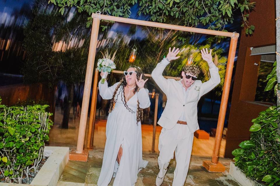 Llegada de los novios