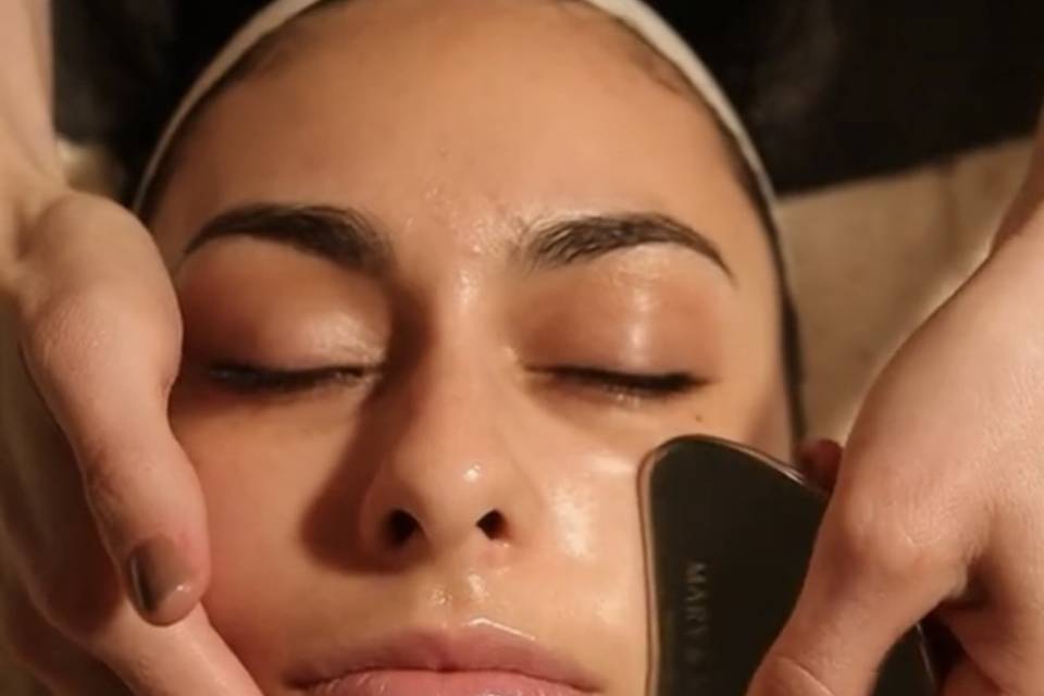 Gua sha