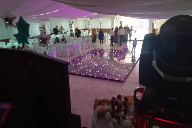 Pista de baile iluminada