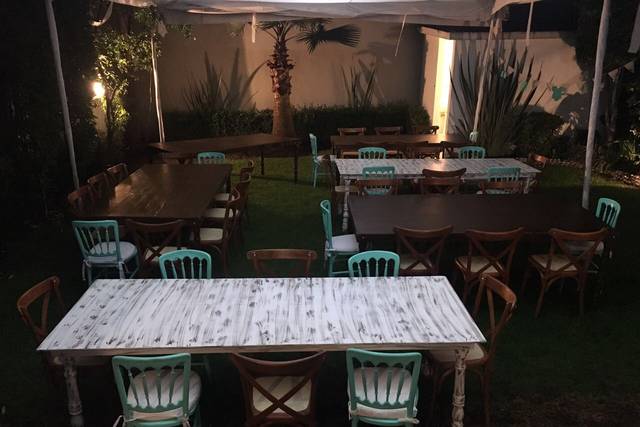 Un poco de mobiliario