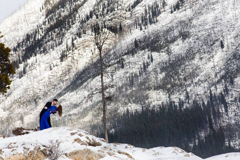 Olivia & isaac - banff, canada