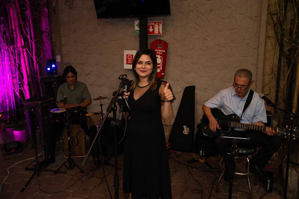 Contrata música en vivo