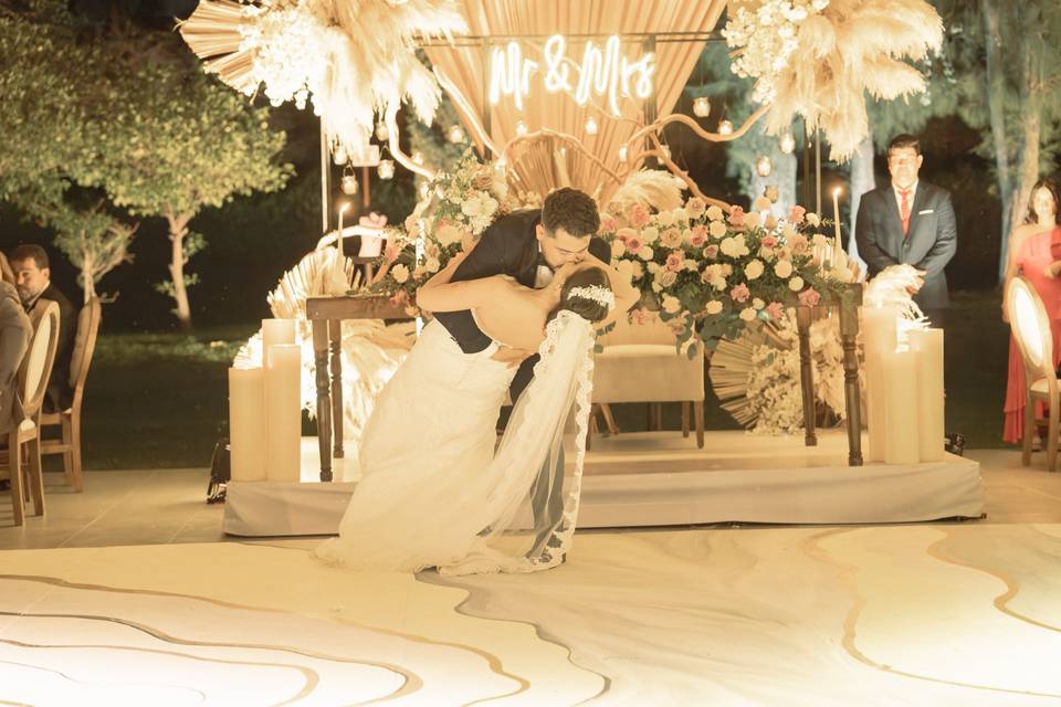 Romántico y elegante